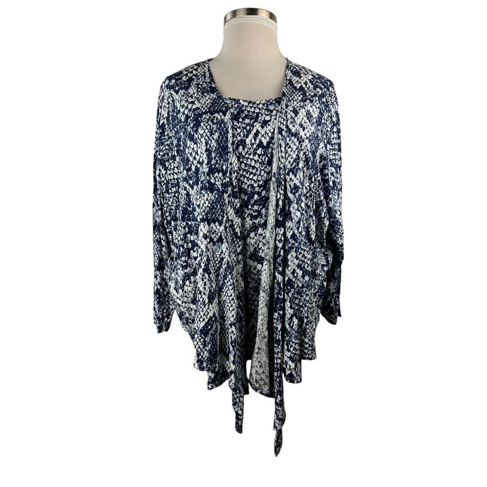 Belle Kim Gravel Printed Slub Knit Shrug and Tank Set Indigo Snake Plus Size 4X - Picture 11 of 16